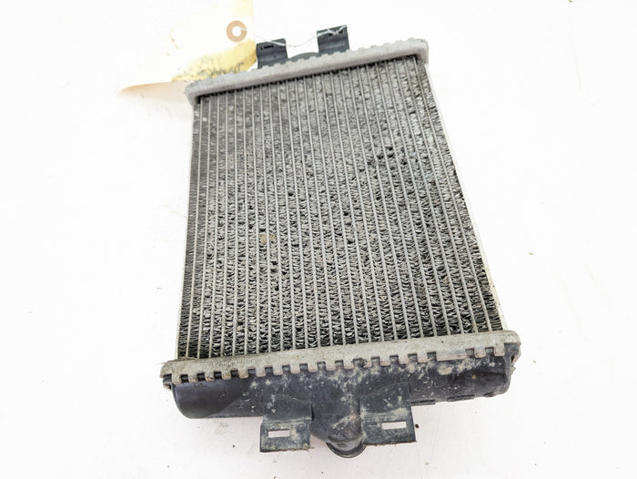 BMW F32 F33 F34 F36 F30 4 & 3 Series M Sport Auxiliary Radiator 7628057 *DAMAGED*
