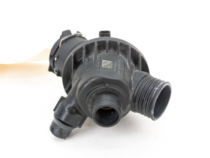 BMW F32 F30 F33 F34 F36 435xi 335xi N55 Engine Coolant Thermostat 7598865
