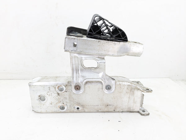 BMW F32 F30 F31 F33 F34 F36 4 & 3 Series M Sport Right Front Bumper Deformation Element Bracket 8051190