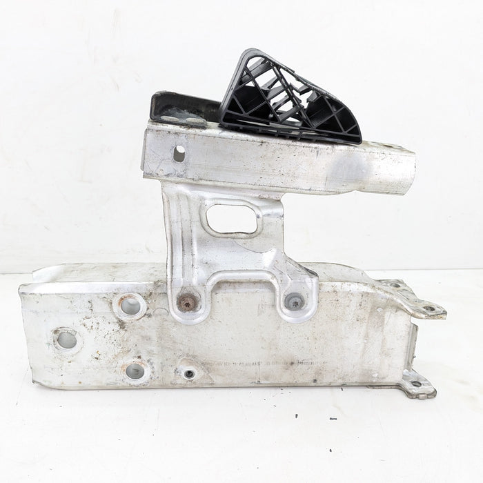 BMW F32 F30 F31 F33 F34 F36 4 & 3 Series M Sport Right Front Bumper Deformation Element Bracket 8051190