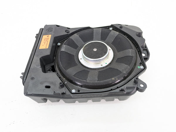BMW F32 F30 F31 F33 F34 F36 4 & 3 Series Right/Passenger Side Harman Kardon Subwoofer 9210152