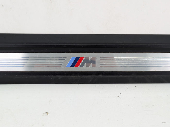 BMW F32 4 Series M Sport Right/Passenger Side Door Sill Trim 8063800 *DAMAGED*