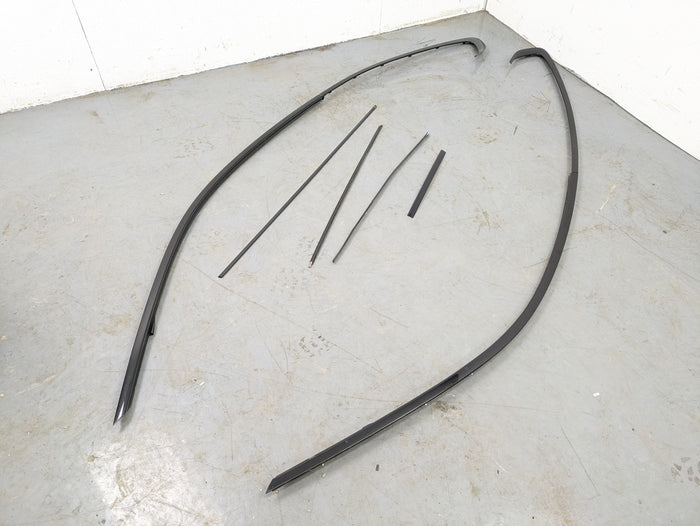 BMW F32 4 Series Shadowline/Gloss Black Window Trim Incomplete Set 7292561/7292562 *NOTE*