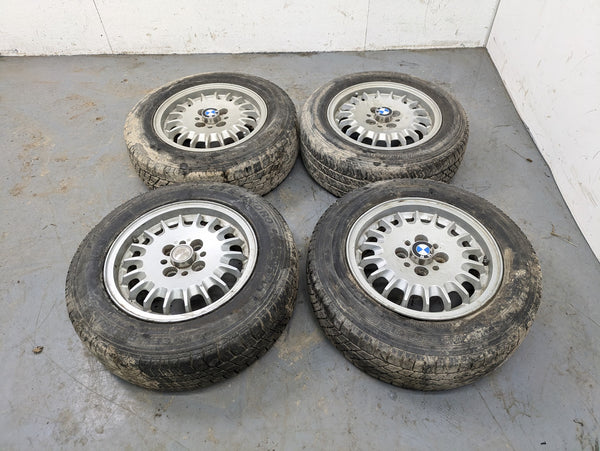 BMW E30 Bottle Cap Wheel Set 14X6 ET35 *Note* 1125688
