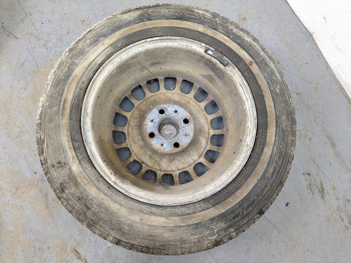 BMW E30 Bottle Cap Wheel Set 14X6 ET35 *Note* 1125688