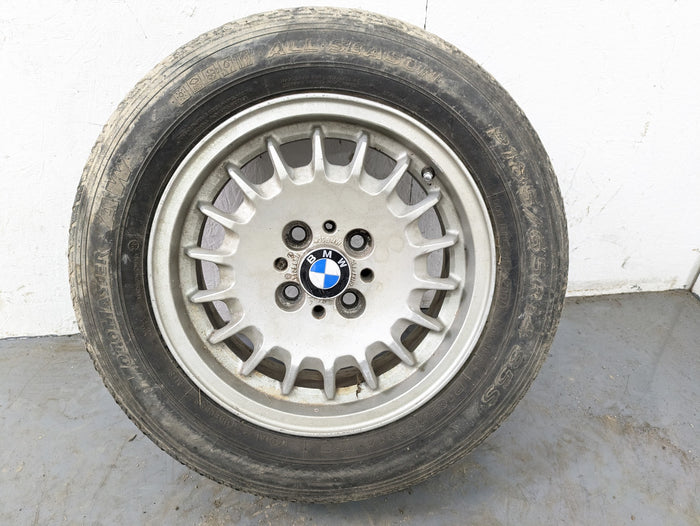 BMW E30 Bottle Cap Wheel Set 14X6 ET35 *Note* 1125688
