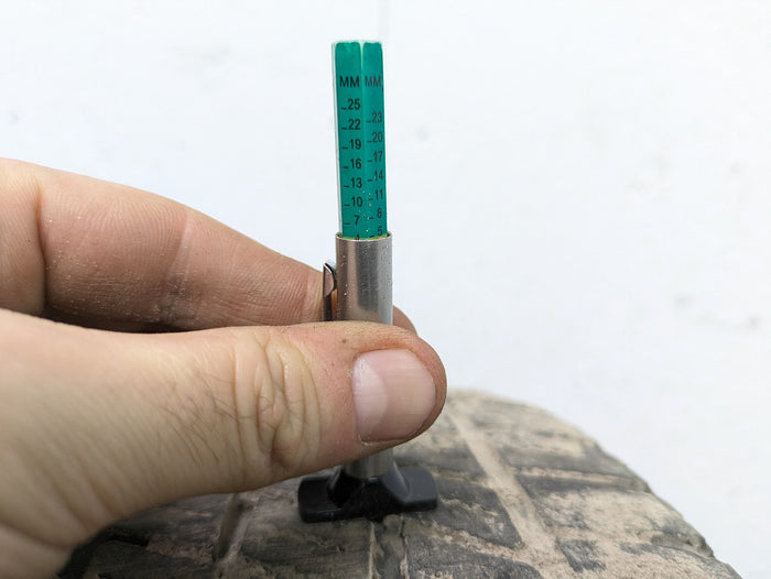 BMW E30 Bottle Cap Wheel Set 14X6 ET35 *Note* 1125688