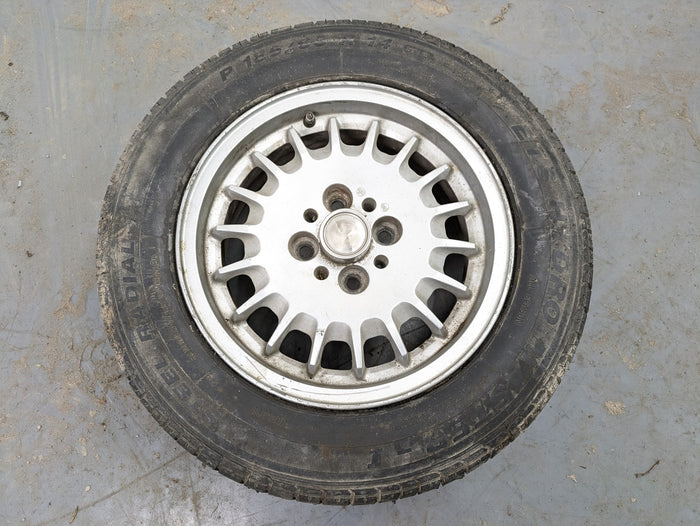 BMW E30 Bottle Cap Wheel Set 14X6 ET35 *Note* 1125688
