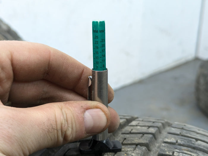 BMW E30 Bottle Cap Wheel Set 14X6 ET35 *Note* 1125688