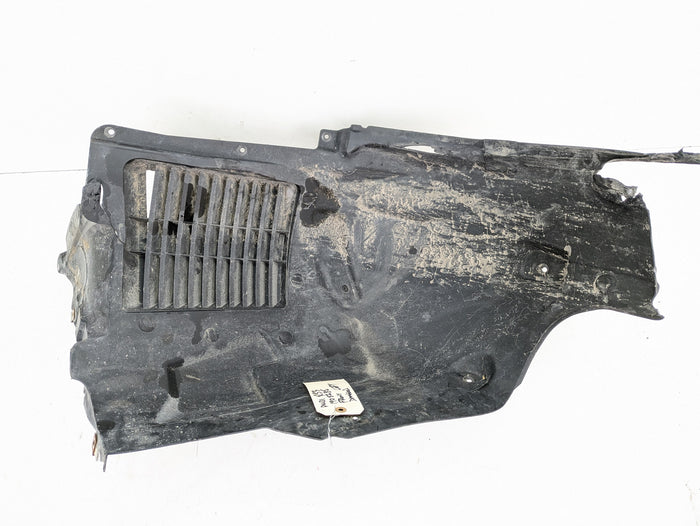 Audi 8V RS3 Left/Driver Side Front Forward Fender Liner 8V5821171M *DAMAGED*