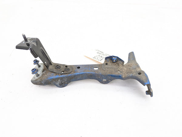 Audi 8V RS3 Right/Passenger Side Lower Headlight Mount Bracket 8V0821168