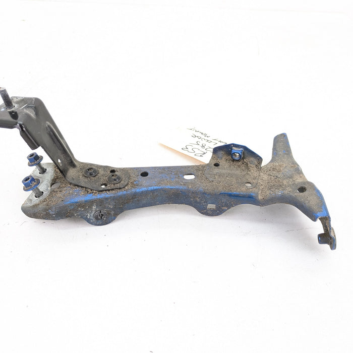 Audi 8V RS3 Right/Passenger Side Lower Headlight Mount Bracket 8V0821168