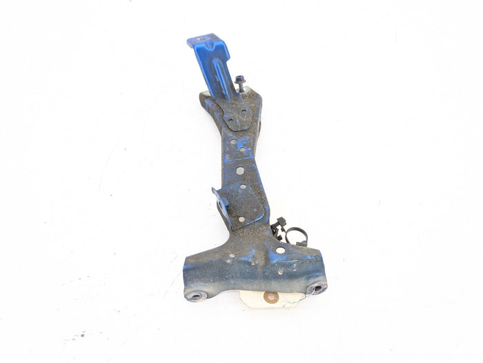 Audi 8V RS3 Left/Driver Side Lower Headlight Mount Bracket 8V0821167
