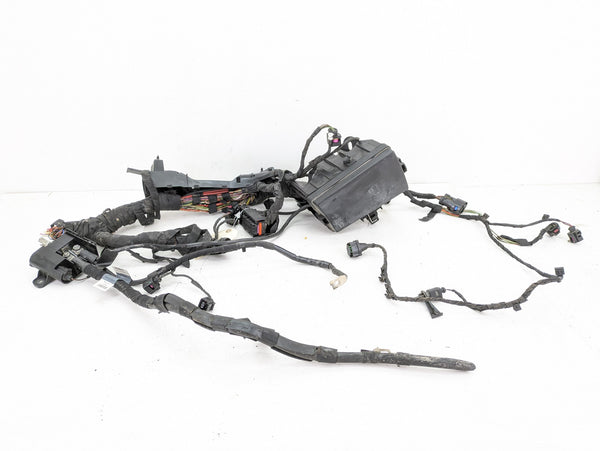 Audi 8V RS3 Left/Driver Side Engine Bay Wiring Harness & Fuse Box 8V0971228 *DAMAGED*
