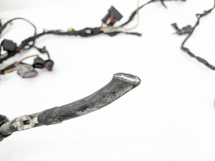 Audi 8V RS3 Left/Driver Side Engine Bay Wiring Harness & Fuse Box 8V0971228 *DAMAGED*