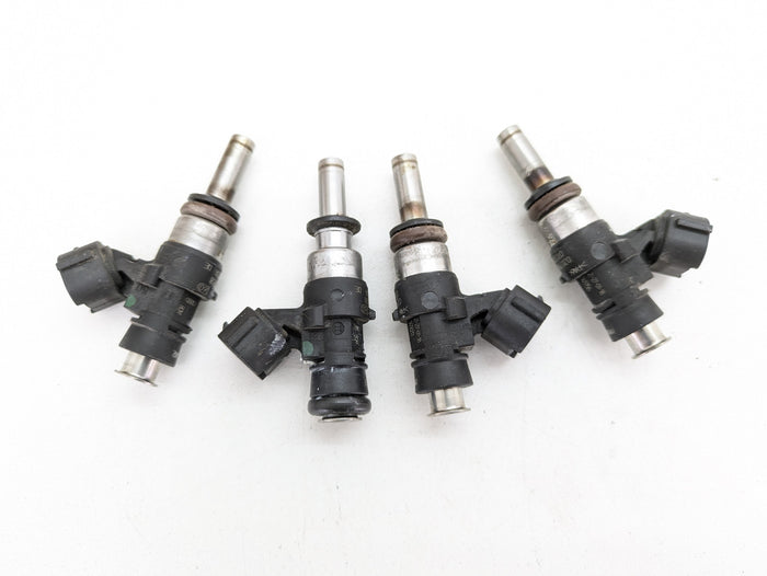 Audi 8V RS3 DAZA Engine Low Pressure Manifold Fuel Injector Set Of 4 07K133551A