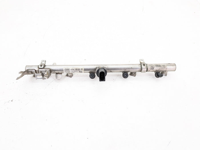 Audi 8V RS3 DAZA Low Pressure Fuel Rail 07K133681B