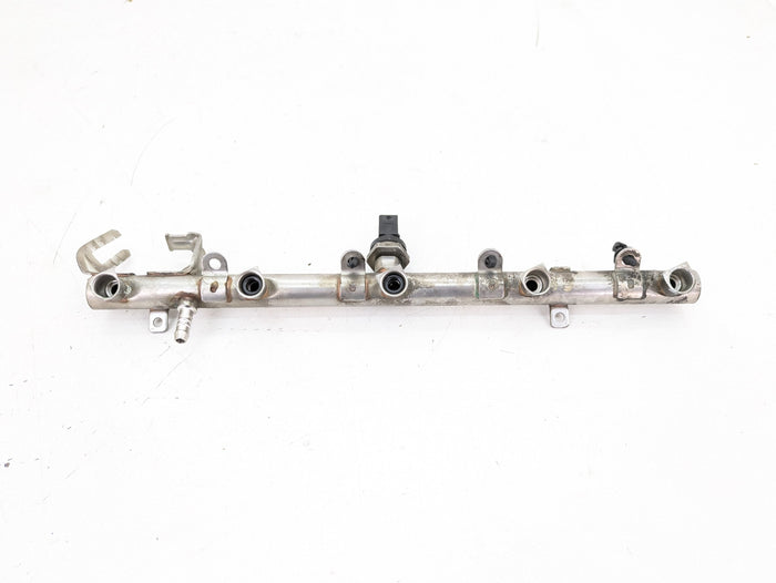 Audi 8V RS3 DAZA Low Pressure Fuel Rail 07K133681B