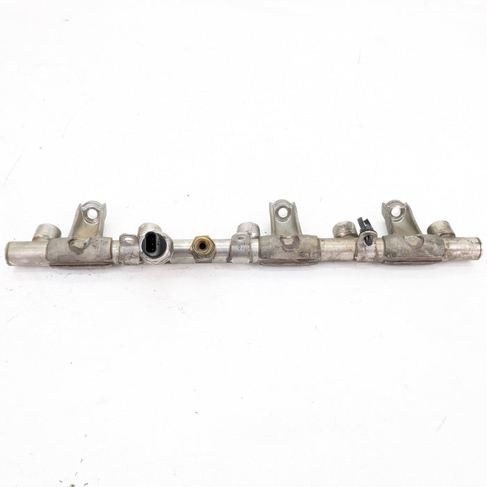 Audi 8V RS3 DAZA Engine High Pressure Fuel Rail 07K133317AB