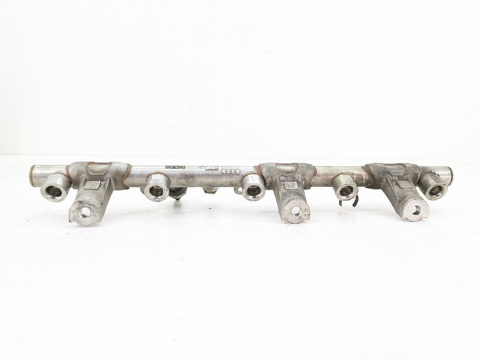 Audi 8V RS3 DAZA Engine High Pressure Fuel Rail 07K133317AB