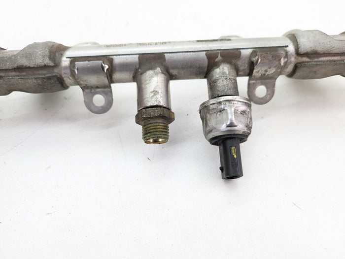 Audi 8V RS3 DAZA Engine High Pressure Fuel Rail 07K133317AB
