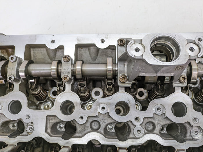 BMW G80 G82 F97 M3 M4 X3 M S58 Cylinder Head Camshafts & Valves 05762117616 *Minor Rust*