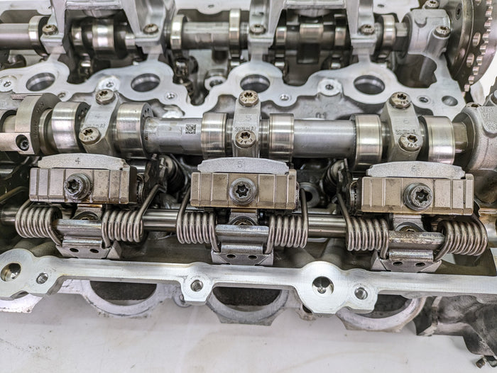 BMW G80 G82 F97 M3 M4 X3 M S58 Cylinder Head Camshafts & Valves 05762117616 *Minor Rust*