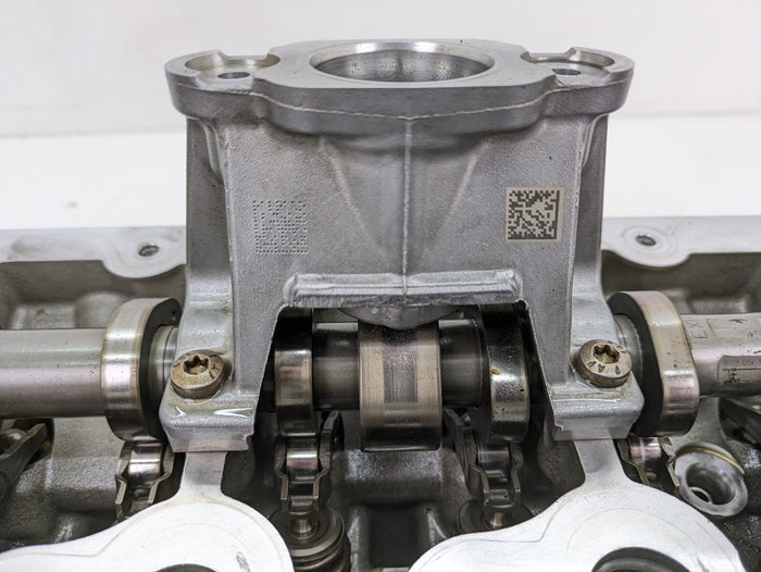 BMW G80 G82 F97 M3 M4 X3 M S58 Cylinder Head Camshafts & Valves 05762117616 *Minor Rust*
