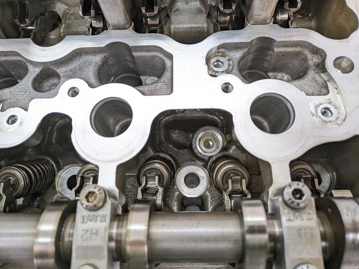 BMW G80 G82 F97 M3 M4 X3 M S58 Cylinder Head Camshafts & Valves 05762117616 *Minor Rust*