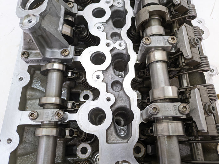BMW G80 G82 F97 M3 M4 X3 M S58 Cylinder Head Camshafts & Valves 05762117616 *Minor Rust*