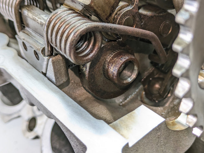 BMW G80 G82 F97 M3 M4 X3 M S58 Cylinder Head Camshafts & Valves 05762117616 *Minor Rust*