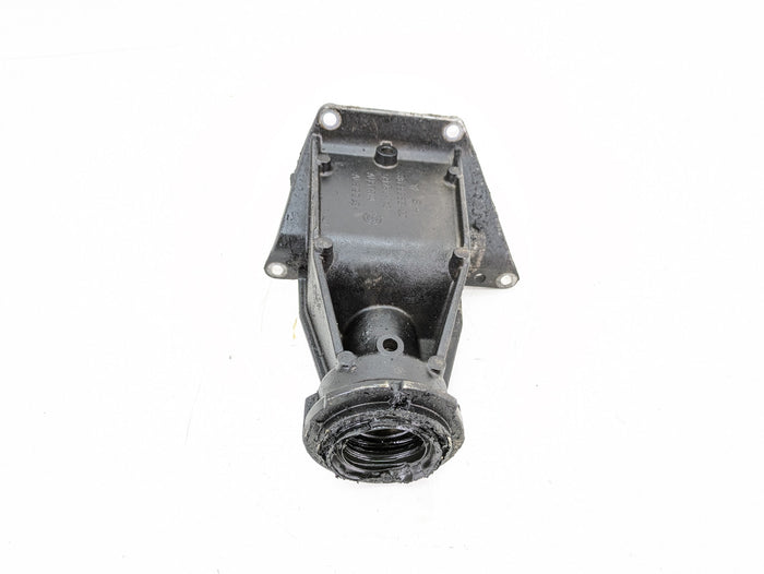 BMW G80 G82 F97 M3 M4 X3 M S58 AWD Front Right Axle Shaft Support Bracket 8639383