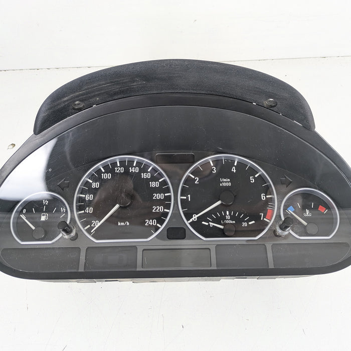 BMW E46 330xi Sedan Manual Transmission Gauge Cluster KPH 6940880