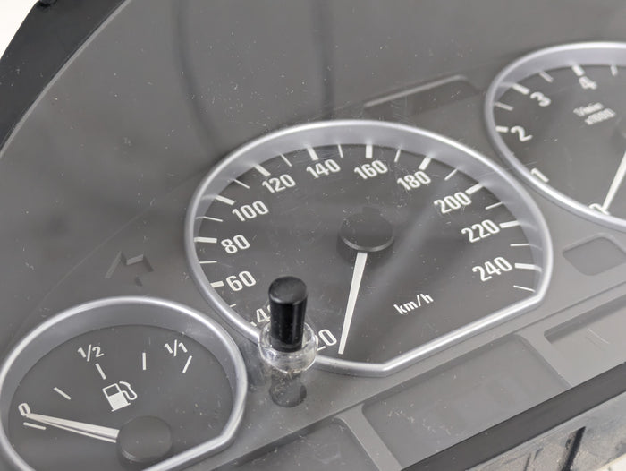 BMW E46 330xi Sedan Manual Transmission Gauge Cluster KPH 6940880