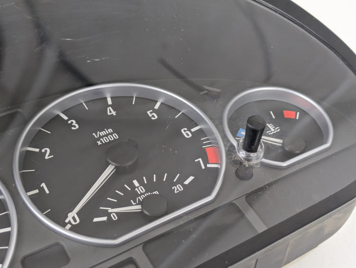 BMW E46 330xi Sedan Manual Transmission Gauge Cluster KPH 6940880
