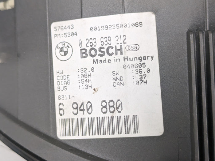 BMW E46 330xi Sedan Manual Transmission Gauge Cluster KPH 6940880