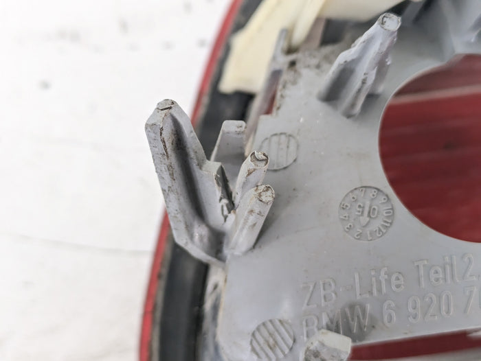 BMW E46 M3 330ci 325ci Facelift Left/Driver Side Inner Trunk Tail Light 6920705 *DAMAGED*
