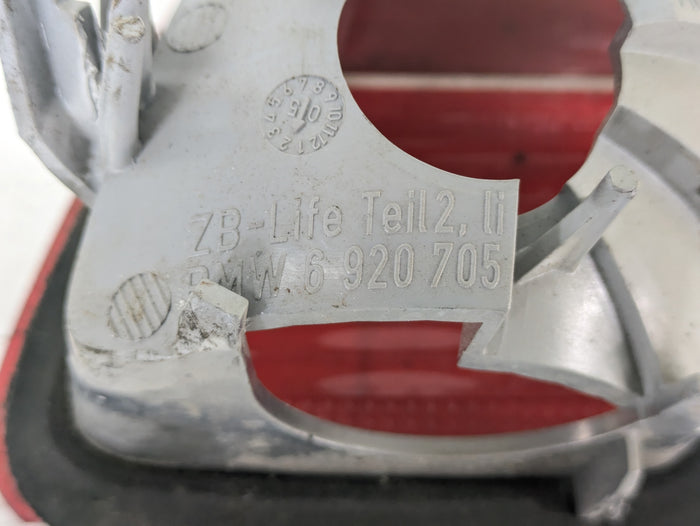 BMW E46 M3 330ci 325ci Facelift Left/Driver Side Inner Trunk Tail Light 6920705 *DAMAGED*