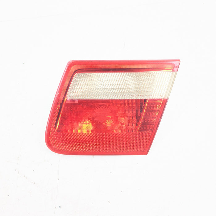 BMW E46 3 Series Touring/Wagon Right/Passenger Side Rear Inner Hatch Tail Light 8368760