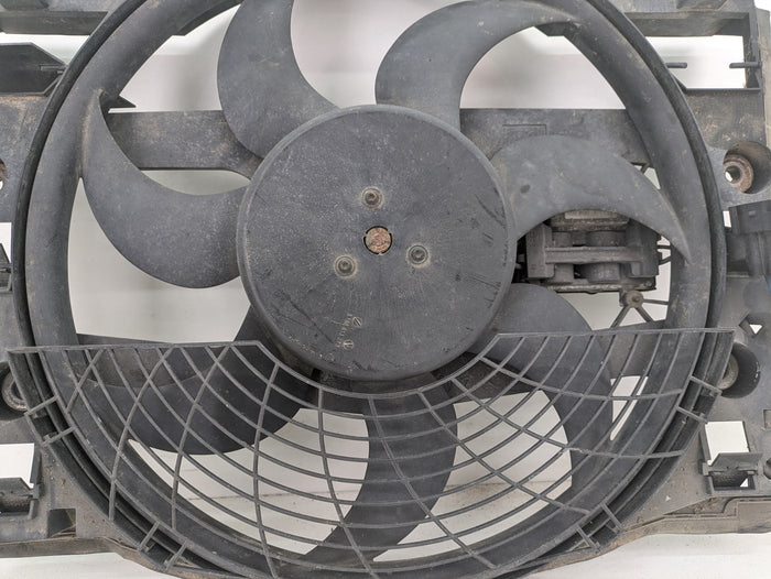 BMW E46 M3 Radiator Cooling Fan 6904761/6904768