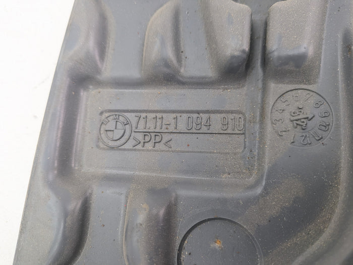 BMW E46 M3 330ci 328ci 325ci 323ci 320i Sedan/Coupe Trunk Tool Kit Emergency Trunk Tool Kit Set 1094910