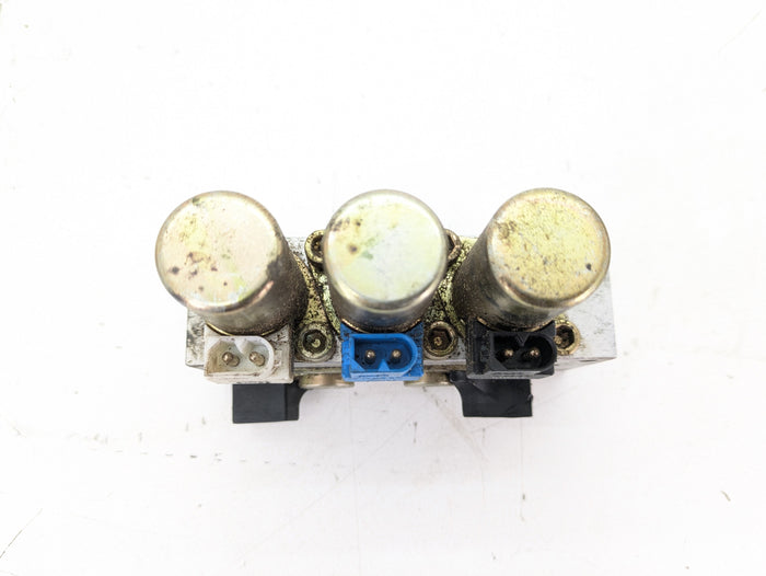 BMW E46 BMW E46 M3 330ci 325ci 323ci Convertible Roof Soft Top Hydraulic Cylinder Valve Block 8234529