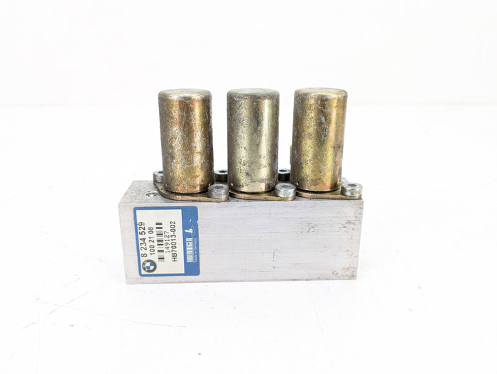 BMW E46 BMW E46 323ci M3 330ci 325ci Convertible Roof Soft Top Hydraulic Cylinder Valve Block 8234529