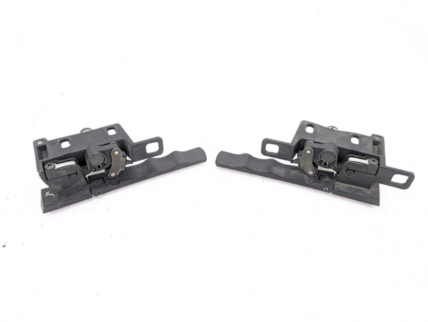 BMW E46 M3 330ci 325ci 323ci Convertible Hardtop Front Left/Right Latches/Handles Set 8228921/8228922 *DAMAGED*