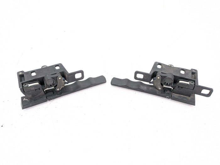 BMW E46 M3 330ci 325ci 323ci Convertible Hardtop Front Left/Right Latches/Handles Set 8228921/8228922 *DAMAGED*