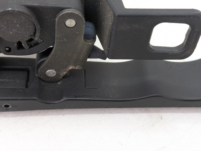 BMW E46 M3 330ci 325ci 323ci Convertible Hardtop Front Left/Right Latches/Handles Set 8228921/8228922 *DAMAGED*