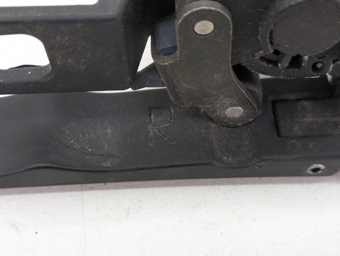 BMW E46 M3 330ci 325ci 323ci Convertible Hardtop Front Left/Right Latches/Handles Set 8228921/8228922 *DAMAGED*