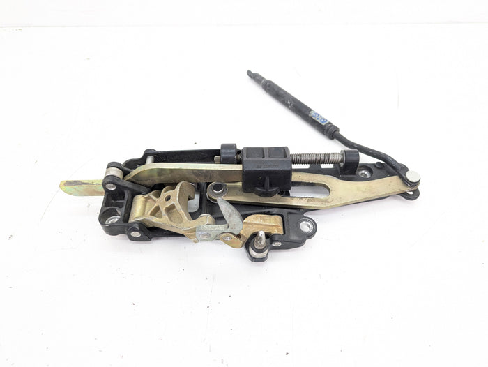 BMW E46 330ci 325ci 323ci M3 Convertible Right Convertible Roof Soft Top Latch Lock 7031362 *DAMAGED*