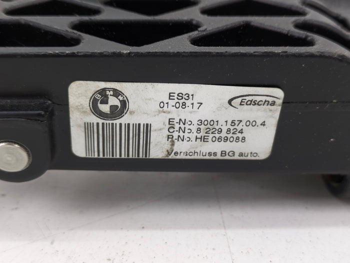 BMW E46 330ci 325ci 323ci M3 Convertible Right Convertible Roof Soft Top Lock Latch 7031362/8229824*Damaged*