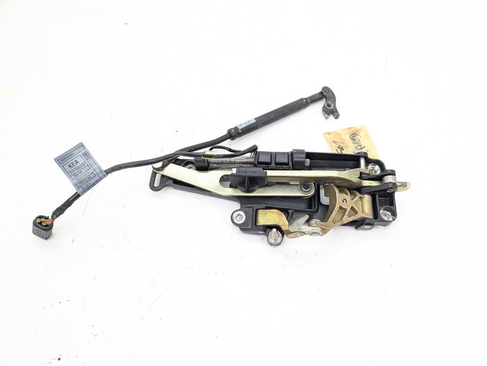 BMW E46 330ci 325ci 323ci M3 Convertible Left Convertible Roof Soft Top Latch Lock 7031361 / 8229824 *Damaged*